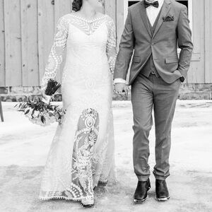 Elegant Lace Wedding Dress